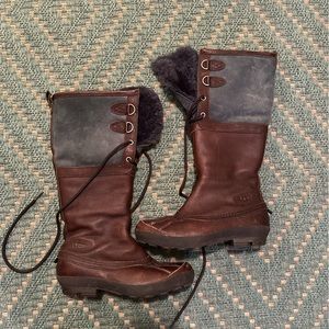 Ugh Becloud duck boots